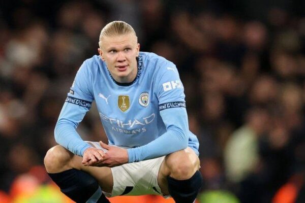 MANCHESTER CITY HELD TO DRAMATIC DRAW AT ETIHAD IN TITLE RACE SETBACK